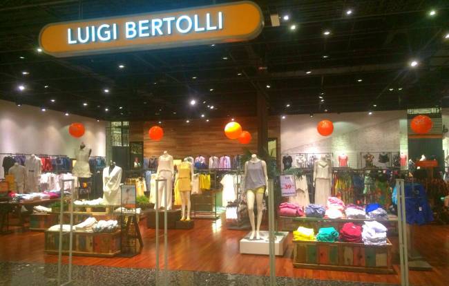 Luigi Bertolli - Clothing Store in Distrito Leste