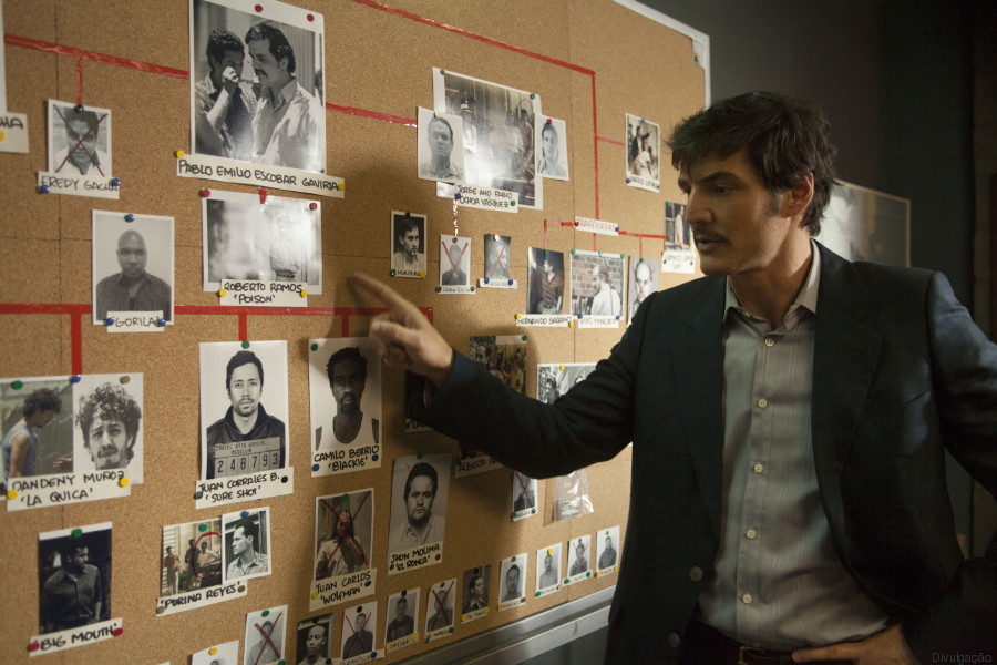 PEDRO PASCAL stars in NARCOS. NARCOS S01E07  "You Will Cry Tears Of Blood"
