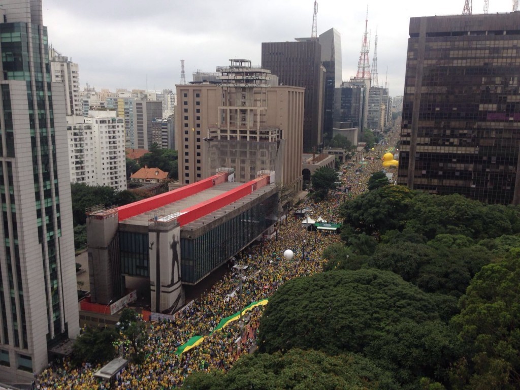 Avenida Paulista: vista do alto de um prédio na altura da rua Peixoto Gomide (Foto: Alexandre Nobeschi)