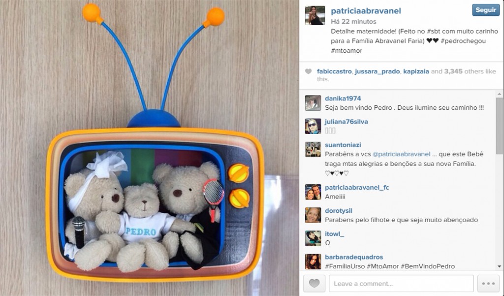 Patricia postou uma foto do detalhe do enfeite colocado na porta da maternidade (Foto: Instagram)