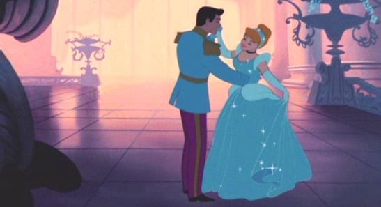 ‘Cinderela, o Filme’: conheça os atores que interpretarão o casal da Disney na trama