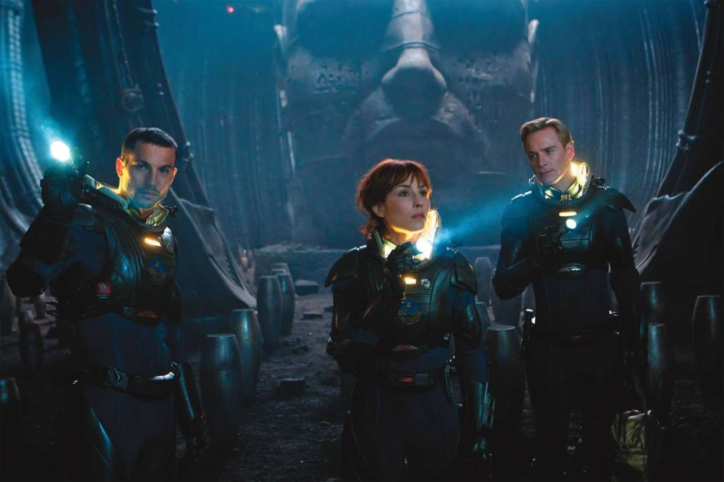 Na ficção científica Prometheus, o diretor Ridley Scott volta ao universo da série Alien Na ficção científica Prometheus, o diretor Ridley Scott volta ao universo da série Alien
