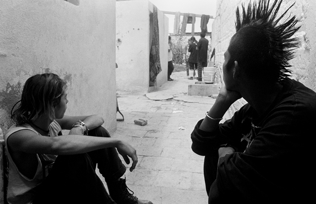 	Get Shot: movimento punk é registrado em exposição na Matilha Cultural