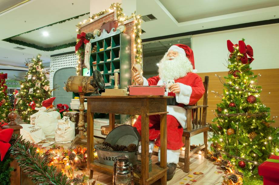 Papai Noel tem lugar de destaque no shopping Market Place