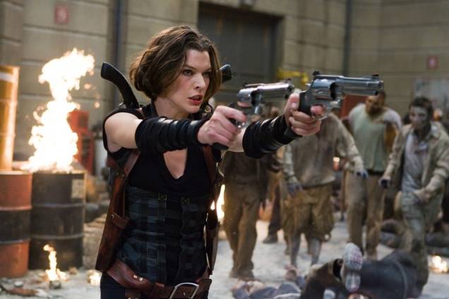 Na trama, Alice (Milla Jovovich) tem que matar zumbis Na trama, Alice (Milla Jovovich) tem que matar zumbis