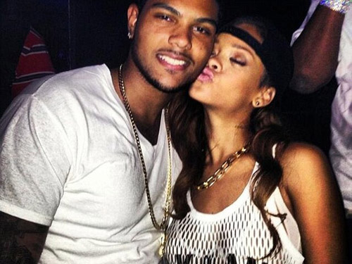 rihanna_twitter