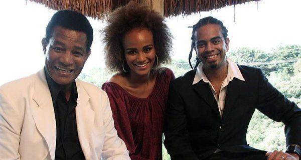 Família unida: Família unida: Jair Rodrigues, Luciana Mello e Jairzinho juntos no palco juntos no palco