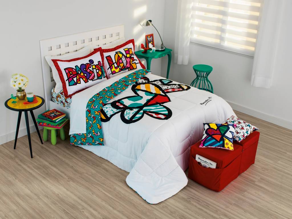 Lojas Pernambucanas lança coleção em parceria com Romero Britto