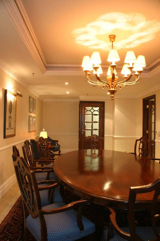 Sala de reunião da suíte presidencial Sala de reunião da suíte presidencial