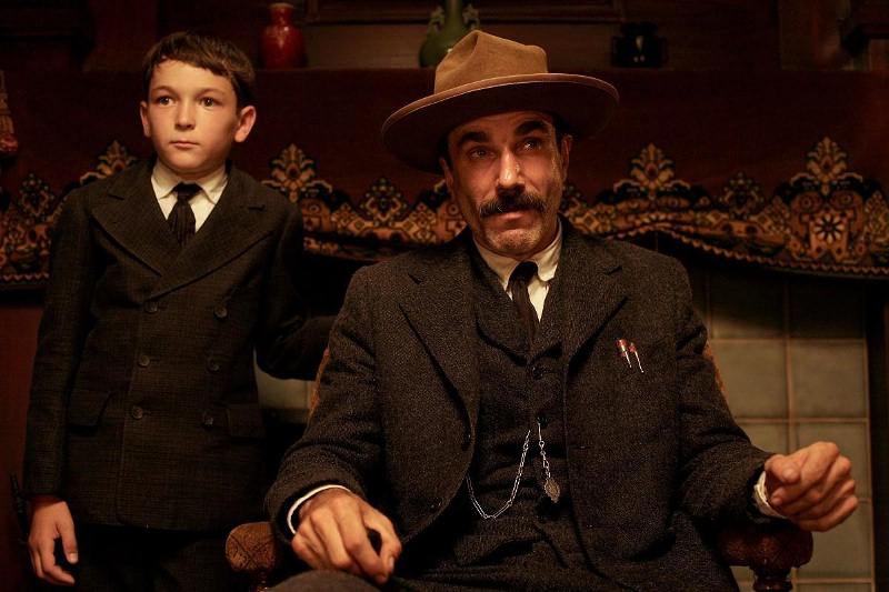 Cena do filme Sangue Negro (2008).