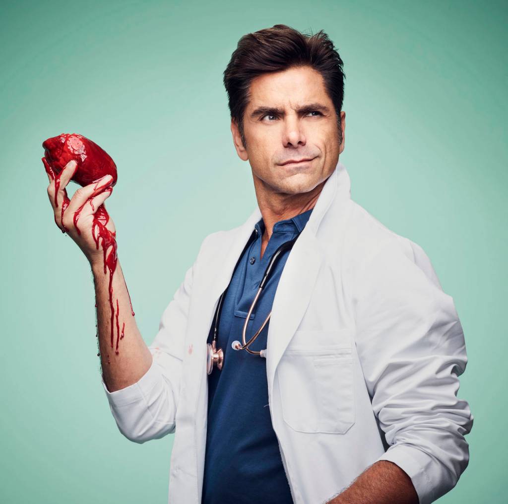 screamqueens-john-stamos