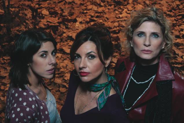 Vidas cruzadas: as atrizes Maria Laura Nogueira, Melissa Vettore e Martha Mellinger no drama Segredo entre Mulheres