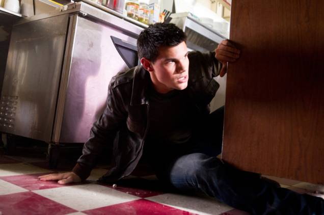 Sem Saída com Taylor Lautner: aventura acelerada e repleta de reviravoltas Sem Saída com Taylor Lautner: aventura acelerada e repleta de reviravoltas