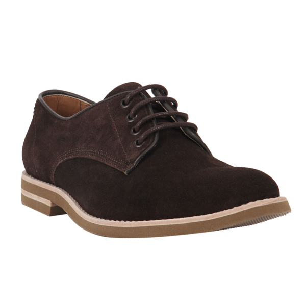 Shoestock propõe 30% de desconto em sapatos e acessórios