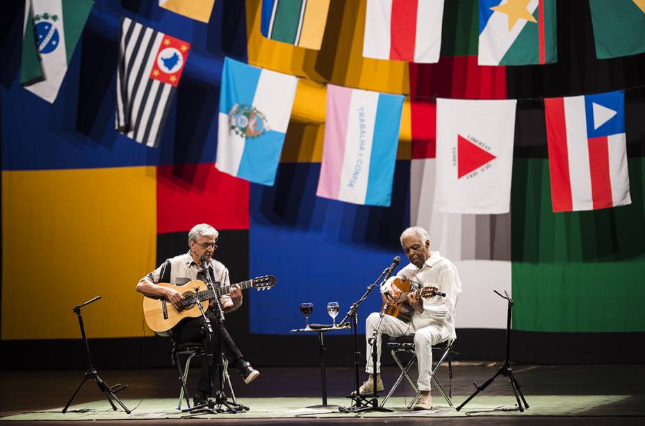 Caetano e Gil: show da turnê 'Dois Amigos, Um Século de Música' (Foto: Felipe Cotrim/Veja.com)