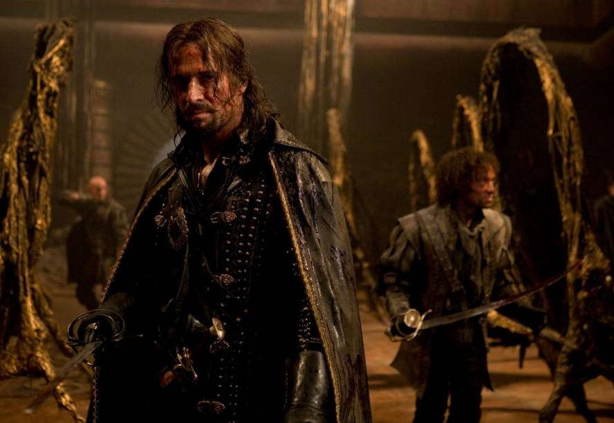 James Purefoy vive o mercenário Solomon Kane