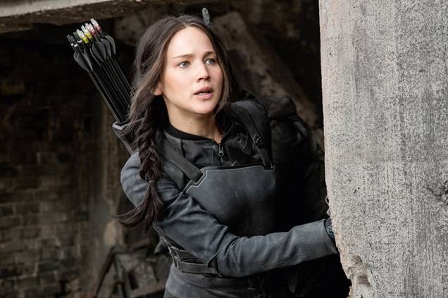 Jogos Vorazes: a Esperança — Parte 1: Jennifer Lawrence interpreta a heroína Katniss, símbolo da resistência contra a Capital