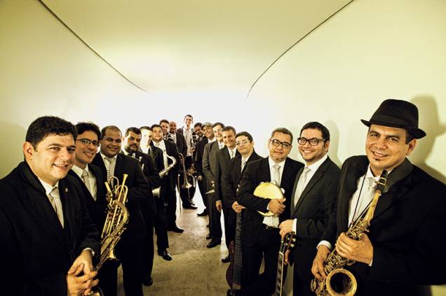 A SpokFrevo Orquestra: música brasileira A SpokFrevo Orquestra: música brasileira