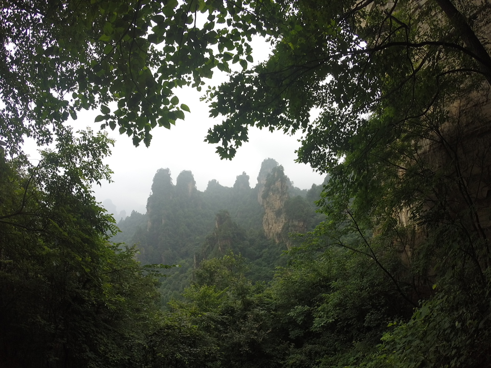 Subir a Tianzi Mountain é uma experiência única e não é muito procurada pelos turistas (Foto: Gabriela Boccaccio)