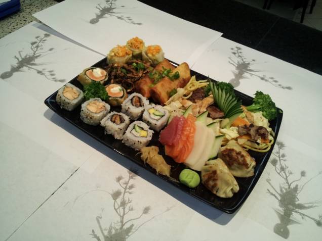 Sushi Art: opções de almoço executivo dentro do Continental Shopping