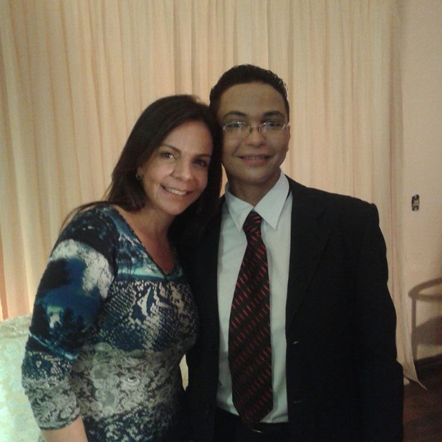 Com a cantora Sula Miranda, após um evento evangélico (Foto: Reprodução Facebook)