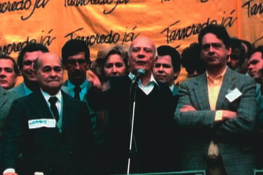 Franco Montoro, Tancredo Neves, Ulysses Guimarães e Fernando Henrique Cardoso no comício das Diretas Já: emoção no documentário ‘Tancredo, a Travessia’