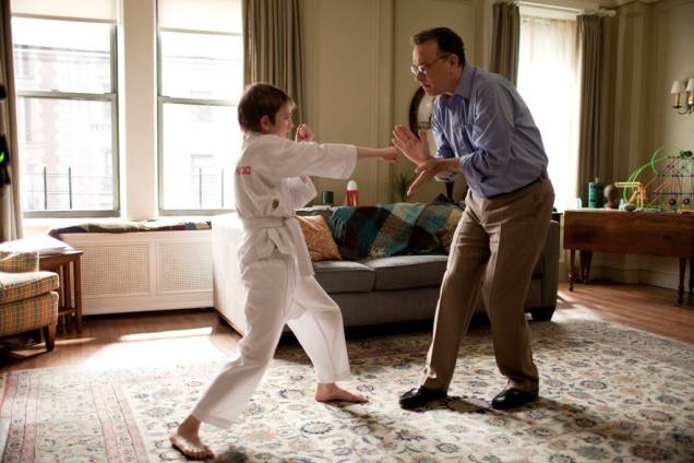 Tão Forte e Tão Perto: Tom Hanks vive um pai que morre no 11 de setembro Tão Forte e Tão Perto: Tom Hanks vive um pai que morre no 11 de setembro