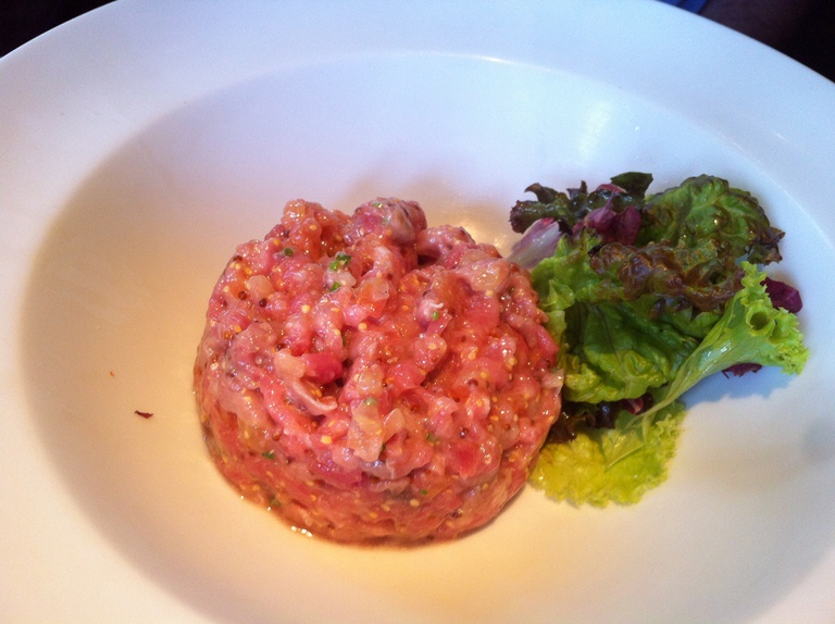 tartare-de-atum-vermelho-pequena-arnaldo-lorencato