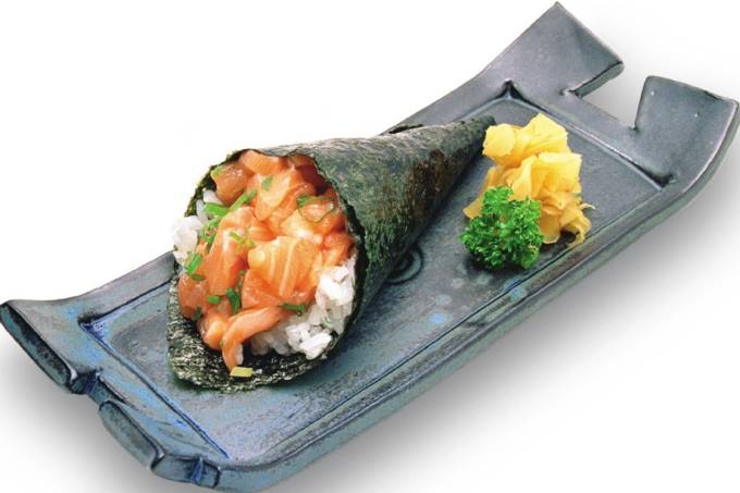 Temaki de salmão, do restaurante Gendai