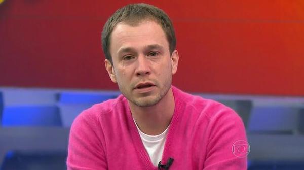 Tiago Leifert bate boca com internautas após post sobre participante do BBB