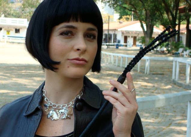 Todo Mundo Tem Problemas Sexuais: Cláudia Abreu e seu visual Chanel para o filme de Domingos Oliveira Todo Mundo Tem Problemas Sexuais: Cláudia Abreu e seu visual Chanel para o filme de Domingos Oliveira