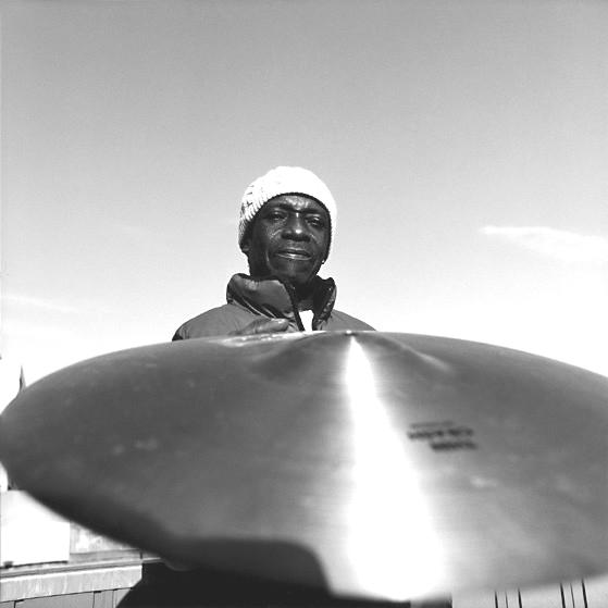 O baterista nigeriano Tony Allen O baterista nigeriano Tony Allen