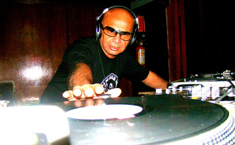 tony-hits_dj_vinil_pi.jpeg