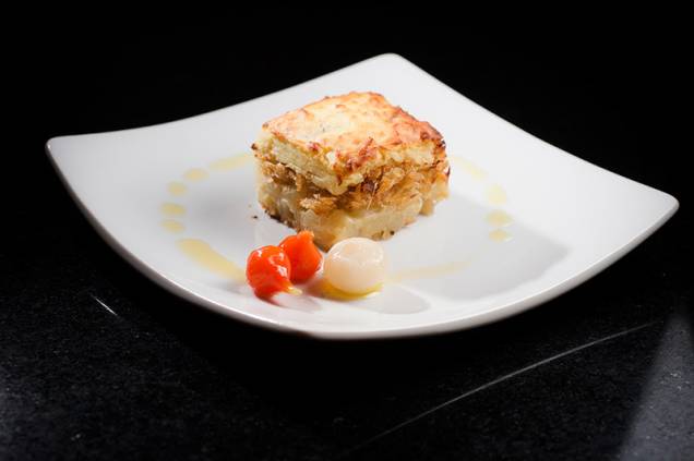 Vai vem com a torre de bacalhau meia garrafa do branco Terranoble Chardonnay 2012 Vai vem com a torre de bacalhau meia garrafa do branco Terranoble Chardonnay 2012