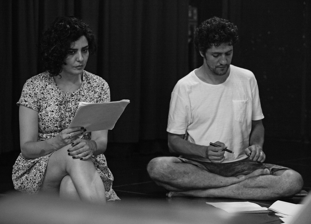 Letícia Sabatella e Fernando Alves Pinto: ela interpreta Antígona em "Trágica.3"