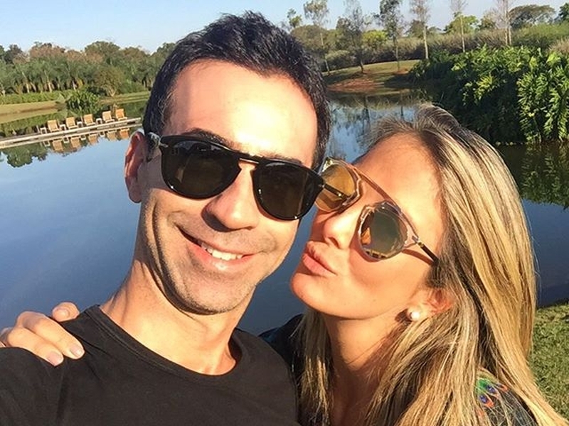 César Tralli comete deslize em foto ao lado de Ticiane Pinheiro