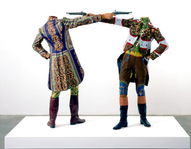 Transit_SP:  How to blow up two heads once, de Yinka Shonibare Mbe