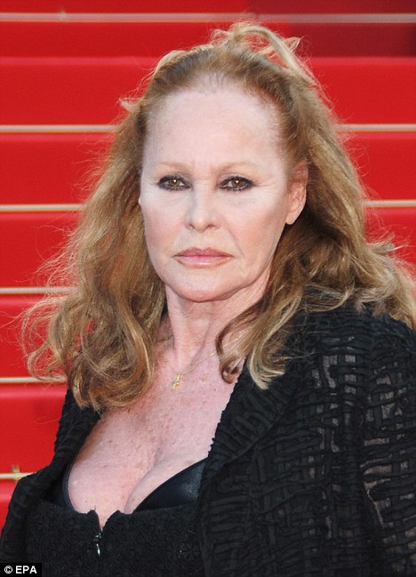ursula-cannes2