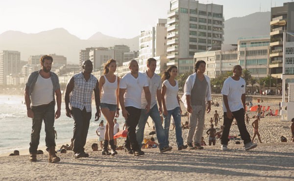 Velozes & Furiosos 5: homens musculosos e mulheres bonitas estão de volta Velozes & Furiosos 5: homens musculosos e mulheres bonitas estão de volta