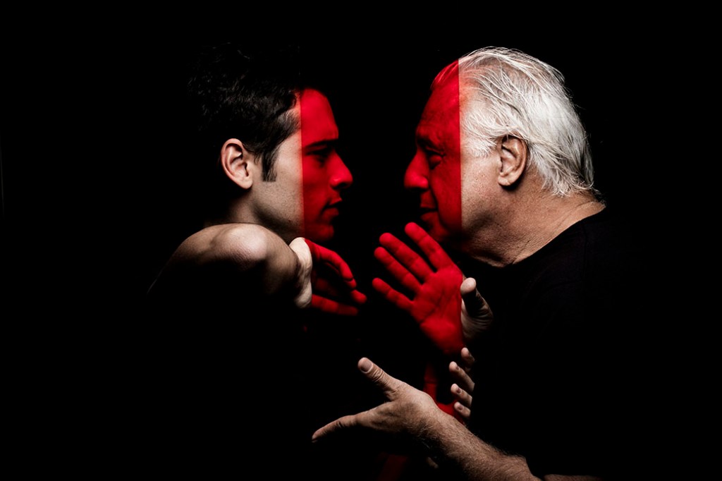 Bruno e Antonio Fagundes em "Vermelho": em cena, o aprendiz confrontado pelo mestre da arte