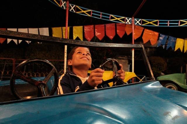 À Beira do Caminho: drama de um menino que procura o pai em São Paulo