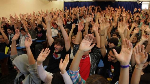 Virando Bicho: a chamada montanha-russa de um curso pré-vestibular