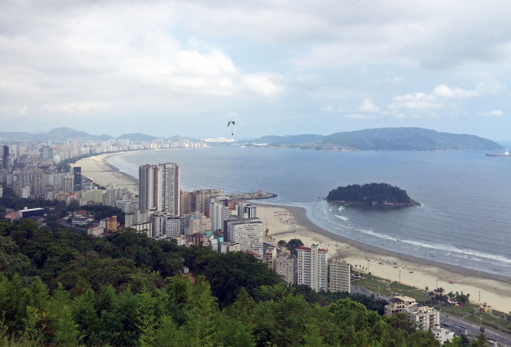 Rampa no morro do Itararé, na divisa entre Santos e São Vicente, é a mais conhecida do litoral paulista (Foto: Fábio Lemos Lopes)