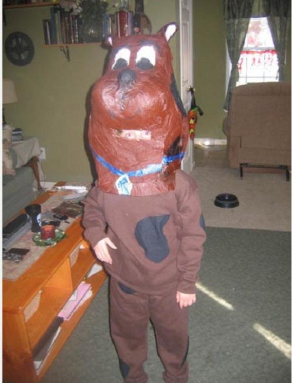 worst-homemade-halloween-costumes-10