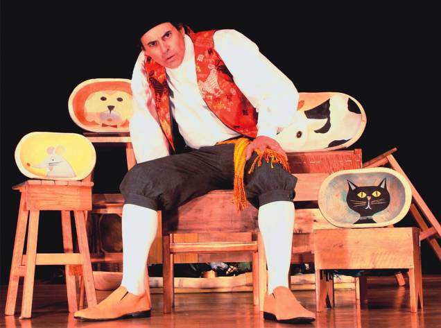 Wanderley Piras atua como pai e filho na peça: versatilidade
