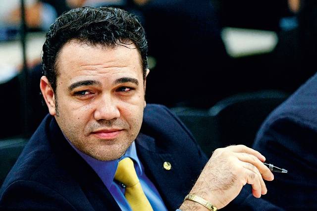 marco-feliciano.jpeg Marco Feliciano