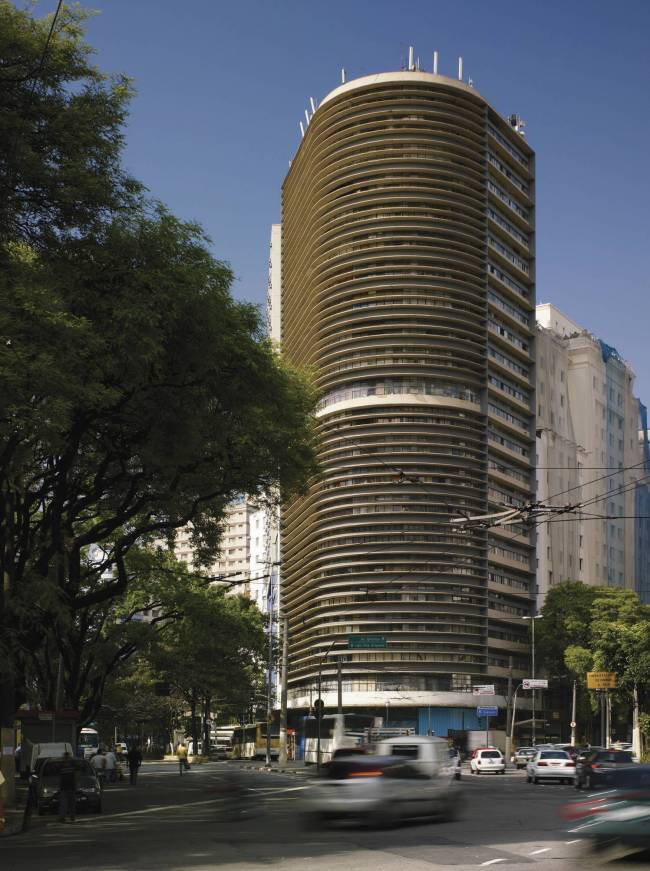 Edificio Montreal - Niemeyer