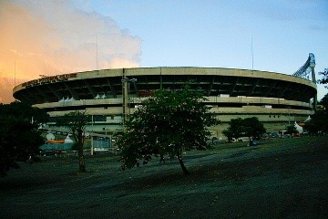 Estádio Cícero Pompeu de Toledo (Estádio do Morumbi)_João Batista Vilanova Artigas
