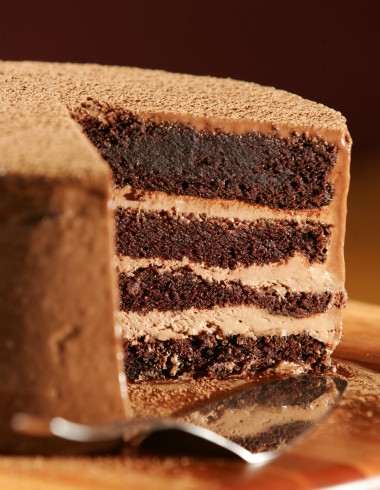 Bolo malte: massa de cacau e é recheado de chocolate meio amargo Bolo malte: massa de cacau e é recheado de chocolate meio amargo