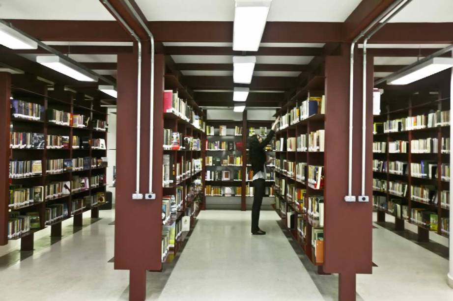 Biblioteca Mário de Andrade: acervo de 4 milhões de livros e um orçamento anual de 9 milhões de reais